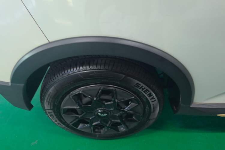 Used Wuling Hongguang MINIEV 2022 GAMEBOY 200km Gaming Edition with Lithium Iron Phosphate Right Rear Wheel Hub
