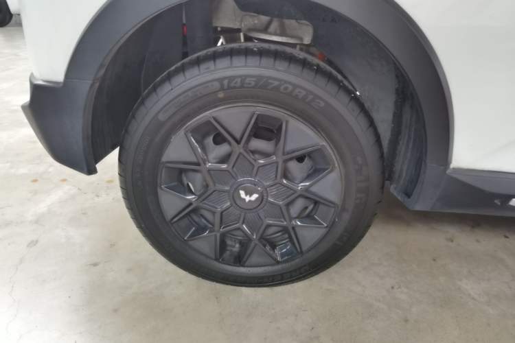 Used Wuling Hongguang MINIEV 2022 GAMEBOY 200km Gaming Edition with Lithium Iron Phosphate Right Rear Wheel Hub
