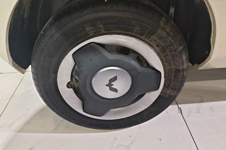 Used Wuling Hongguang MINIEV 2022 Macaron Premium Model – Lithium Iron Phosphate Right Rear Wheel Hub