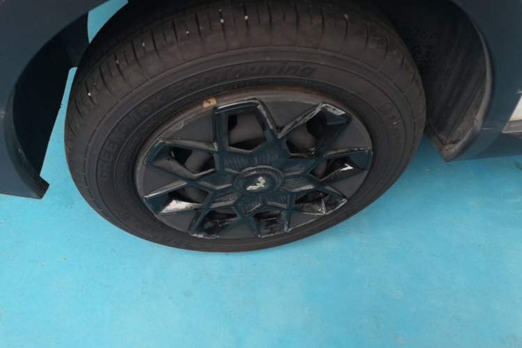Used Wuling Hongguang MINIEV 2022 GAMEBOY 300km Play Edition Lithium Iron Phosphate Right Rear Wheel Hub