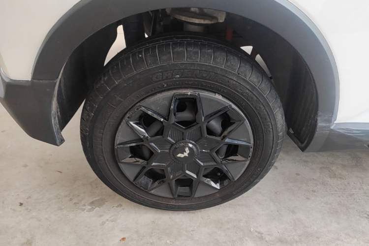 Used Wuling Hongguang MINIEV 2022 GAMEBOY 200km Gaming Edition with Lithium Iron Phosphate Right Rear Wheel Hub