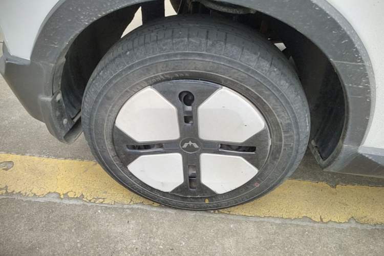 Used Wuling Hongguang MINIEV 2022 GAMEBOY 300km Enthusiast Model with Lithium Iron Phosphate Right Rear Wheel Hub