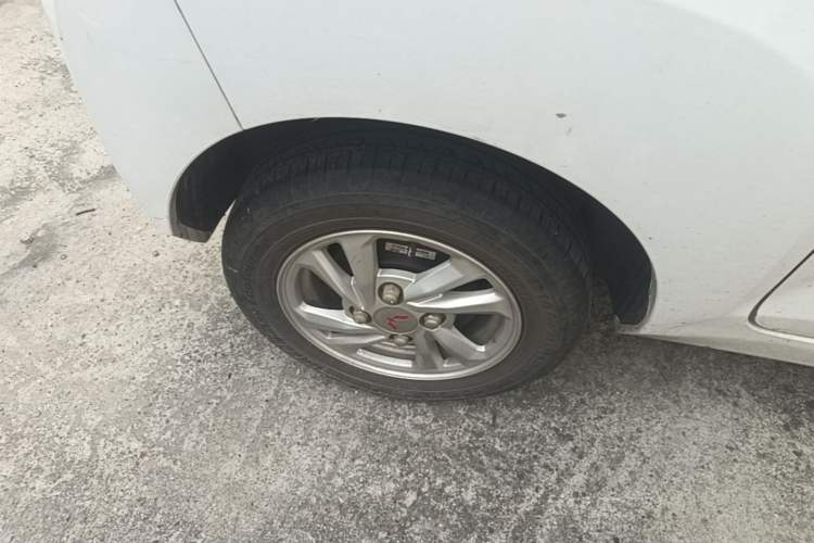 Used Wuling Hongguang MINIEV 2022 Easy Version Lithium Iron Phosphate Right Rear Wheel Hub