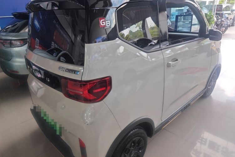 Used Wuling Hongguang MINIEV 2022 GAMEBOY 200km Gaming Edition with Lithium Iron Phosphate Right Rear Wheel Hub