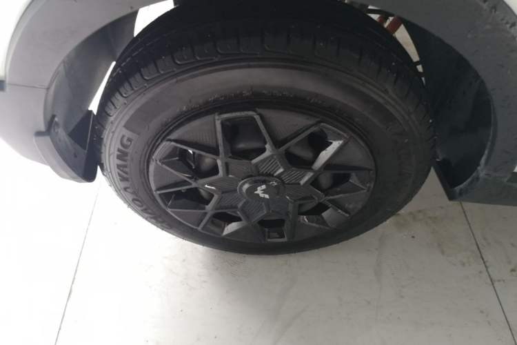 Used Wuling Hongguang MINIEV 2022 GAMEBOY 300km Enthusiast Model with Lithium Iron Phosphate Right Rear Wheel Hub