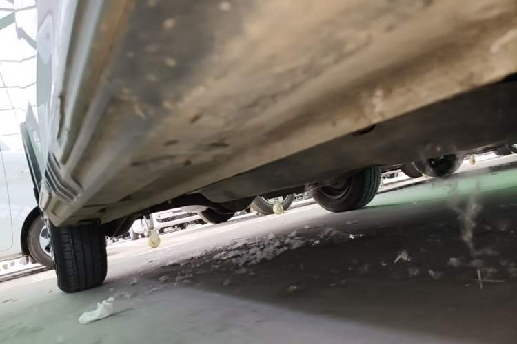 Used Wuling Hongguang MINIEV 2022 GAMEBOY 200km Gaming Edition with Lithium Iron Phosphate Right Side Sill