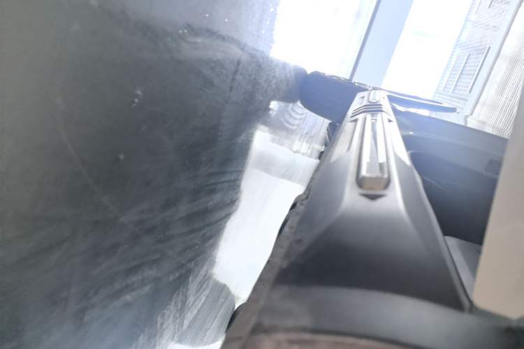 Used Wuling Hongguang MINIEV 2022 GAMEBOY 200km Gaming Edition with Lithium Iron Phosphate Right Side Sill