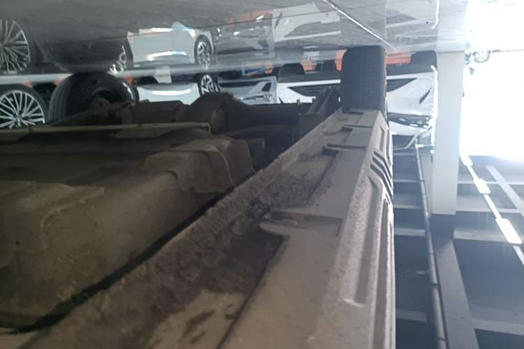 Used Wuling Hongguang MINIEV 2022 GAMEBOY 200km Gaming Edition with Lithium Iron Phosphate Right Side Sill