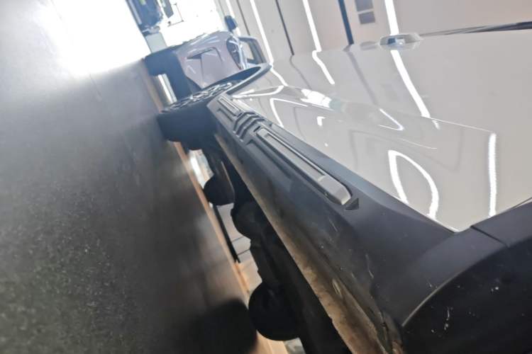 Used Wuling Hongguang MINIEV 2022 GAMEBOY 200km Gaming Edition with Lithium Iron Phosphate Right Side Sill