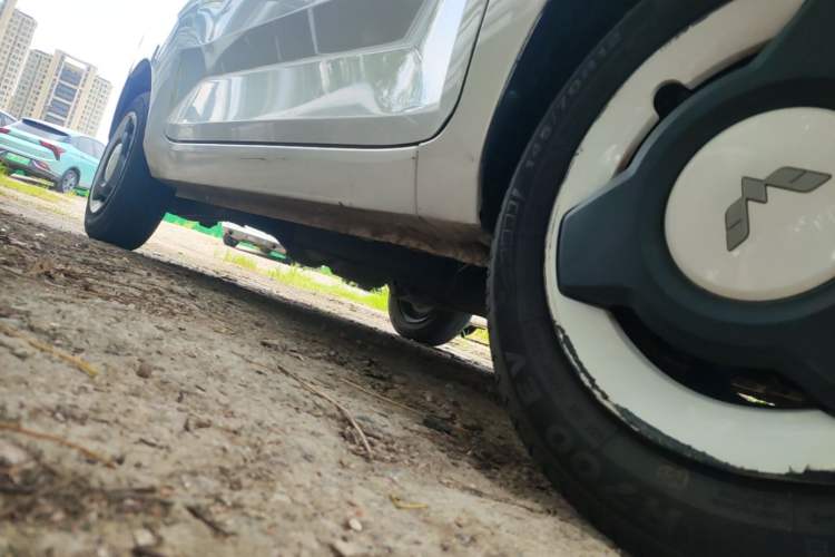 Used Wuling Hongguang MINIEV 2022 Zizai Version Lithium Iron Phosphate Right Side Sill