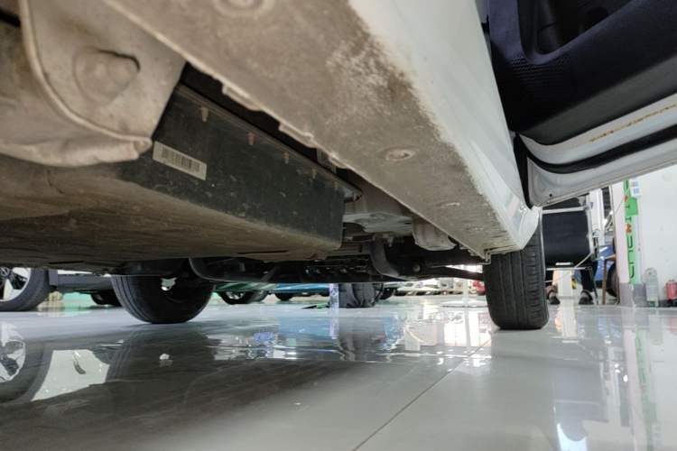 Used Wuling Hongguang MINIEV 2022 Zizai Version Lithium-NMC Right Side Sill