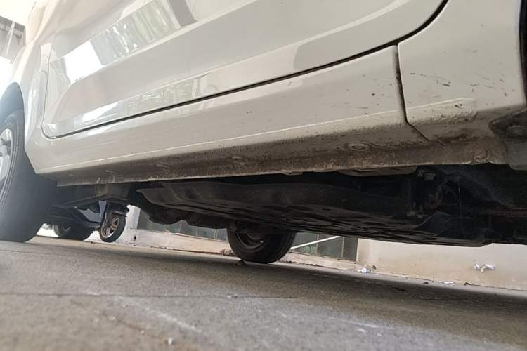 Used Wuling Hongguang MINIEV 2022 Macaron Premium Model – Lithium Iron Phosphate Right Side Sill