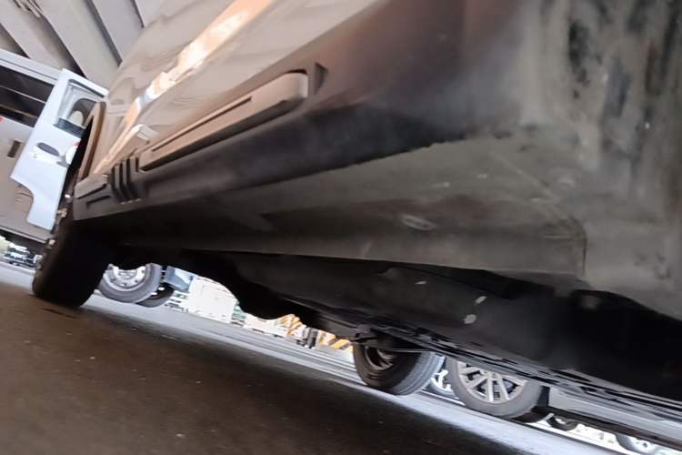 Used Wuling Hongguang MINIEV 2022 GAMEBOY 200km Gaming Edition with Lithium Iron Phosphate Right Side Sill