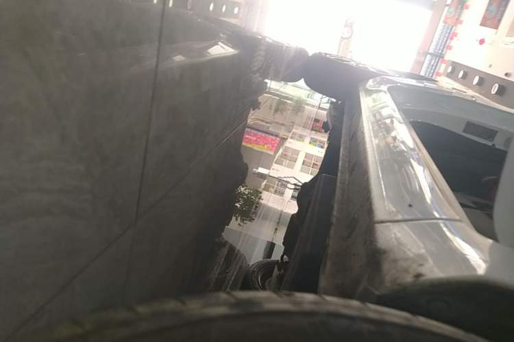 Used Wuling Hongguang MINIEV 2022 Zizai Version Lithium Iron Phosphate Right Side Sill