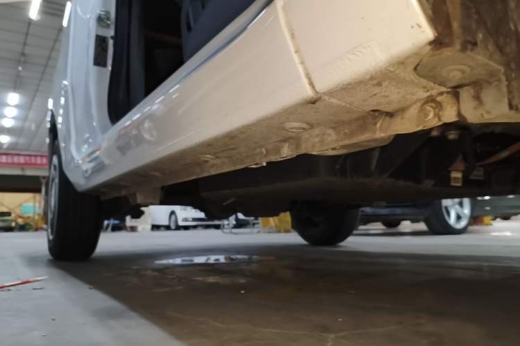 Used Wuling Hongguang MINIEV 2022 Easy Version Lithium Iron Phosphate Right Side Sill