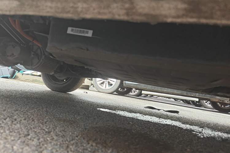 Used Wuling Hongguang MINIEV 2022 Zizai Version Lithium-NMC Right Side Sill