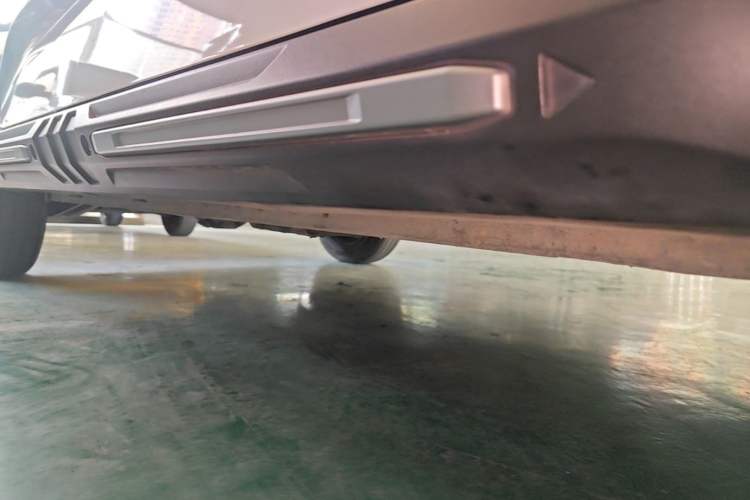Used Wuling Hongguang MINIEV 2022 GAMEBOY 200km Gaming Edition with Lithium Iron Phosphate Right Side Sill