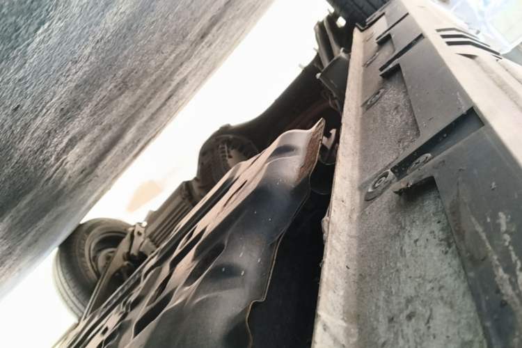 Used Wuling Hongguang MINIEV 2022 GAMEBOY 200km Gaming Edition with Lithium Iron Phosphate Right Side Sill