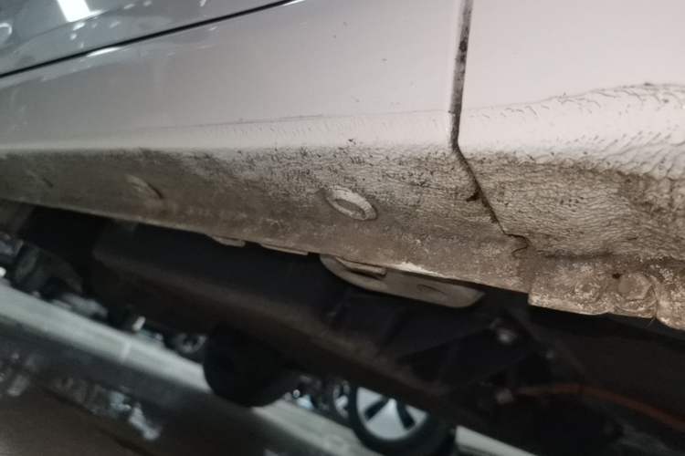 Used Wuling Hongguang MINIEV 2022 Macaron Fashion Model Lithium Iron Phosphate Right Side Sill