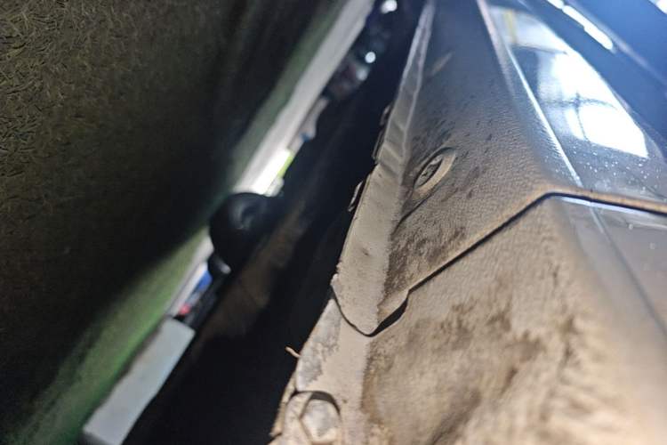 Used Wuling Hongguang MINIEV 2022 Easy Version Lithium Iron Phosphate Right Side Sill