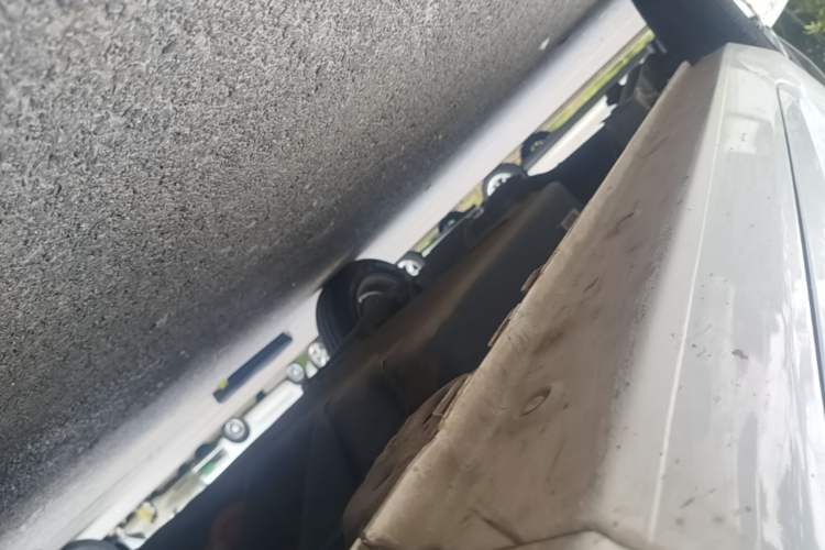Used Wuling Hongguang MINIEV 2022 Zizai Version Lithium Iron Phosphate Right Side Sill