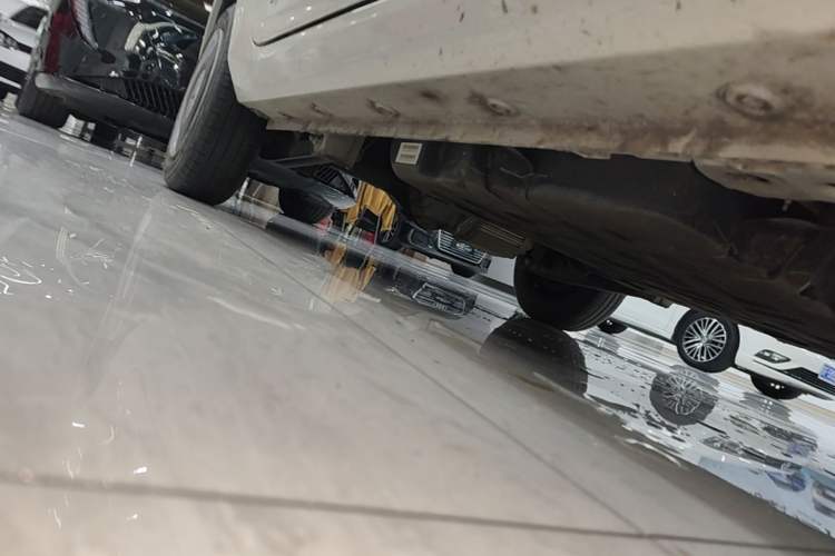 Used Wuling Hongguang MINIEV 2022 Macaron Premium Model – Lithium Iron Phosphate Right Side Sill