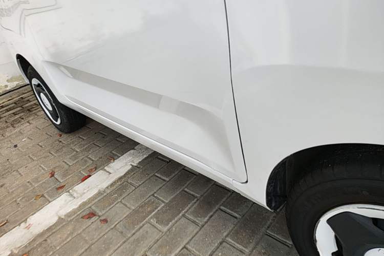 Used Wuling Hongguang MINIEV 2022 Enjoy Edition Lithium Iron Phosphate Right Side Sill