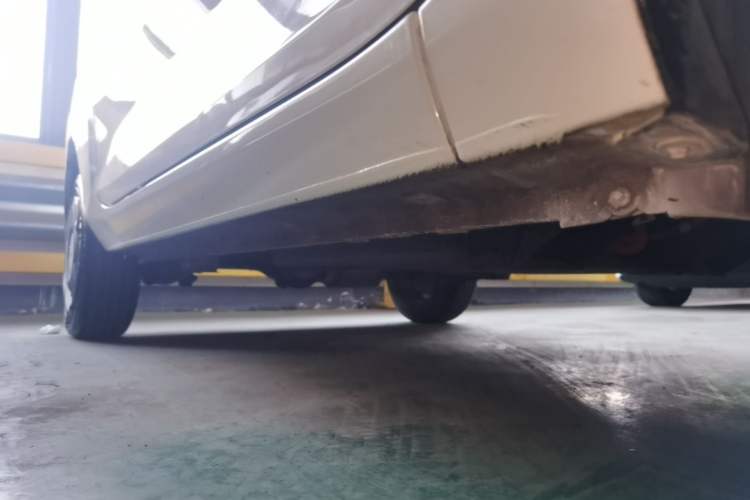 Used Wuling Hongguang MINIEV 2022 Zizai Version Lithium-NMC Right Side Sill