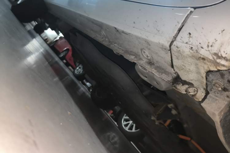 Used Wuling Hongguang MINIEV 2022 Zizai Version Lithium-NMC Right Side Sill