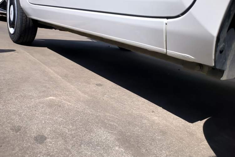 Used Wuling Hongguang MINIEV 2022 Zizai Version Lithium-NMC Right Side Sill