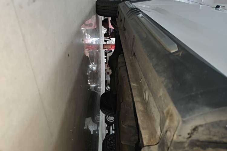 Used Wuling Hongguang MINIEV 2022 GAMEBOY 300km Enthusiast Model with Lithium Iron Phosphate Right Side Sill