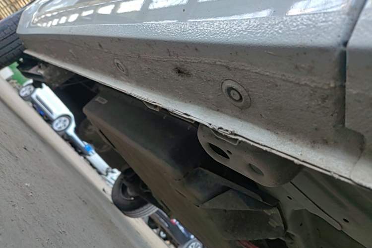 Used Wuling Hongguang MINIEV 2022 Macaron Fashion Edition Lithium-Nickel-Cobalt-Alpha-oxide Right Side Sill