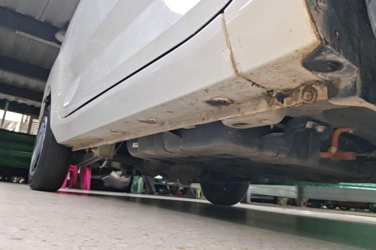 Used Wuling Hongguang MINIEV 2022 Macaron Premium Model – Lithium Iron Phosphate Right Side Sill