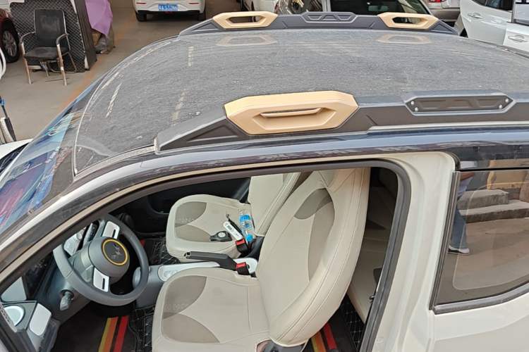 Used Wuling Hongguang MINIEV 2022 GAMEBOY 300km Enthusiast Model with Lithium Iron Phosphate Roof