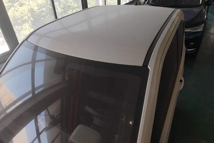 Used Wuling Hongguang MINIEV 2022 Easy Version Lithium Iron Phosphate Roof