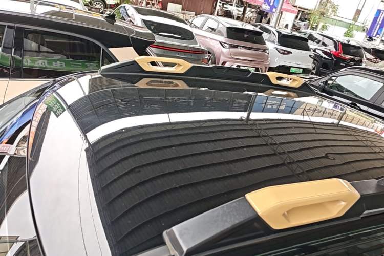 Used Wuling Hongguang MINIEV 2022 GAMEBOY 300km Enthusiast Model with Lithium Iron Phosphate Roof