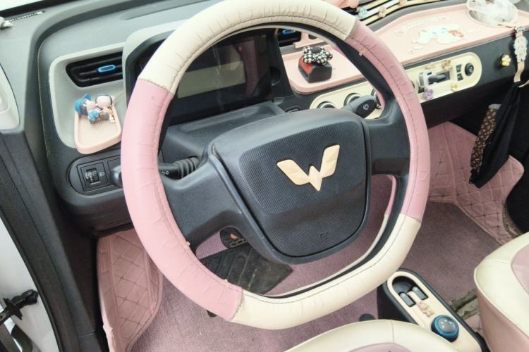 Used Wuling Hongguang MINIEV 2022 Easy Version Lithium-NMC Steering Wheel