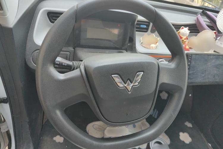 Used Wuling Hongguang MINIEV 2022 Easy Version Lithium Iron Phosphate Steering Wheel