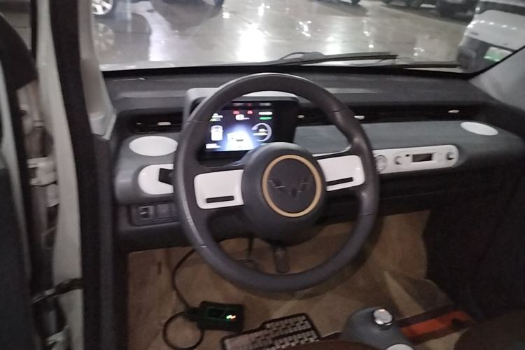 Used Wuling Hongguang MINIEV 2022 GAMEBOY 200km Gaming Edition with Lithium Iron Phosphate Steering Wheel