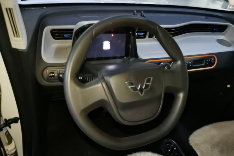 Used Wuling Hongguang MINIEV 2022 Zizai Version Lithium-NMC Steering Wheel