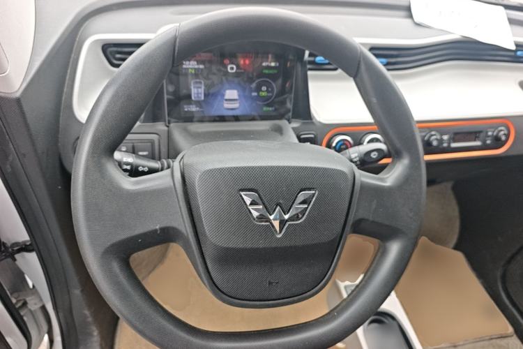 Used Wuling Hongguang MINIEV 2022 Zizai Version Lithium Iron Phosphate Steering Wheel
