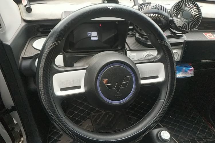 Used Wuling Hongguang MINIEV 2022 GAMEBOY 200km Gaming Edition with Lithium Iron Phosphate Steering Wheel
