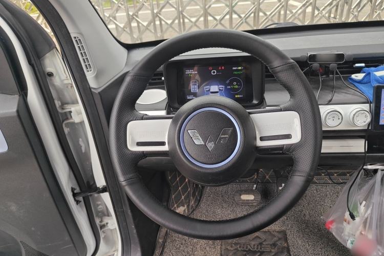 Used Wuling Hongguang MINIEV 2022 GAMEBOY 200km Gaming Edition with Lithium Iron Phosphate Steering Wheel