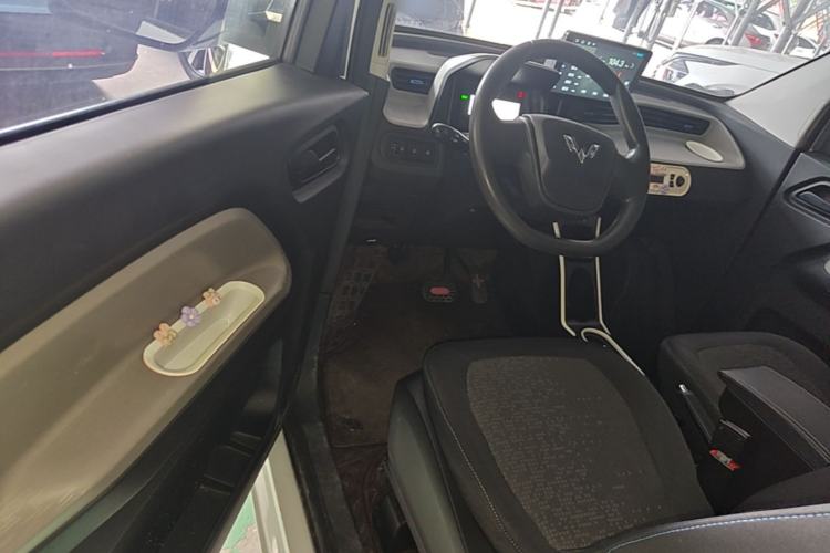 Used Wuling Hongguang MINIEV 2022 Easy Version Lithium-NMC Steering Wheel