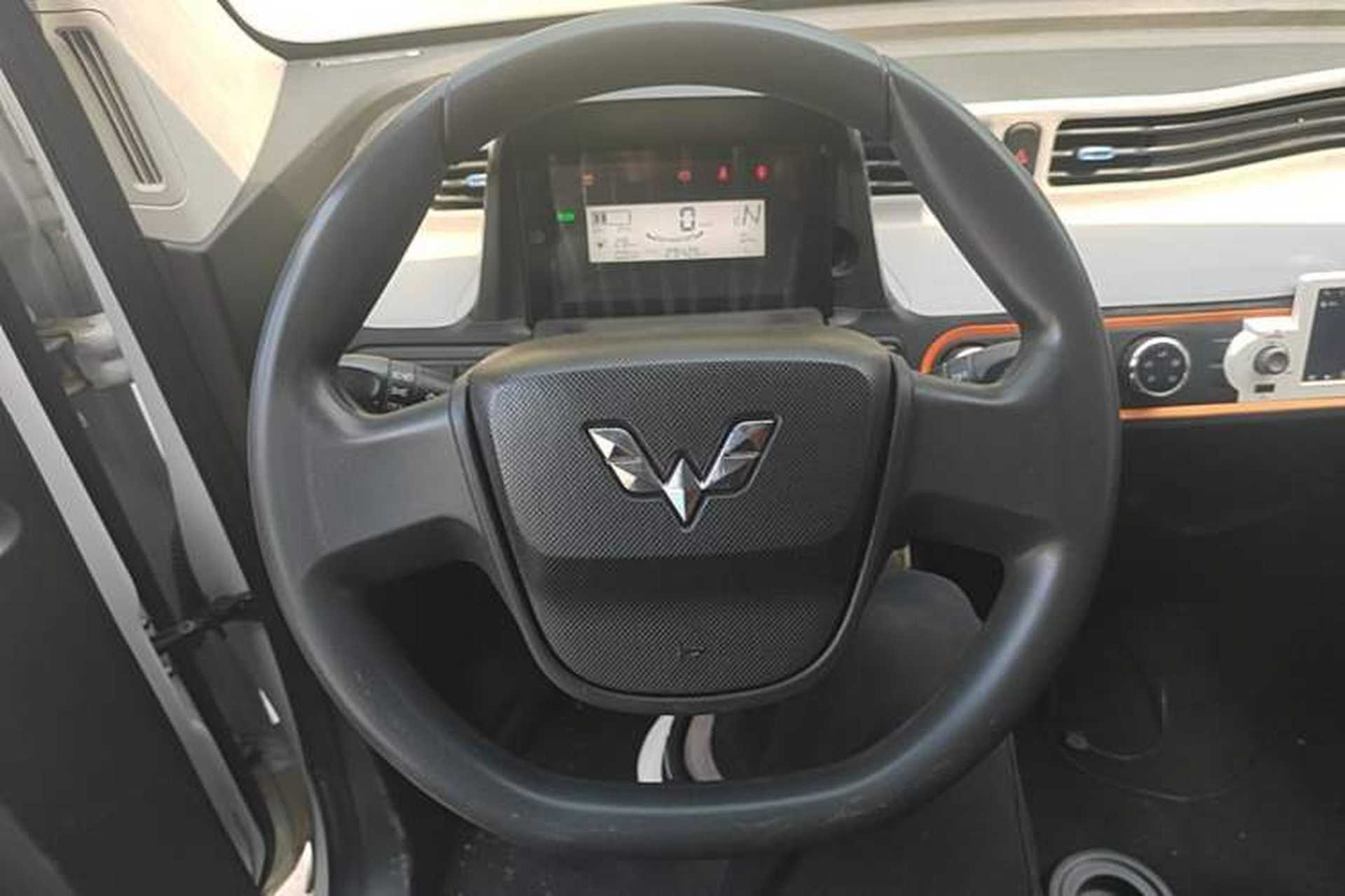 Used Wuling Hongguang MINIEV 2022 Easy Version Lithium Iron Phosphate Steering Wheel