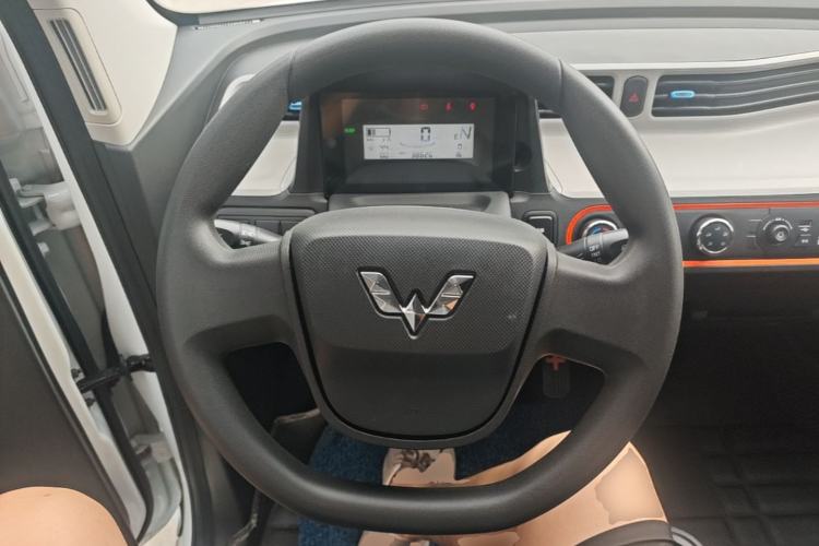 Used Wuling Hongguang MINIEV 2022 Easy Version Lithium Iron Phosphate Steering Wheel