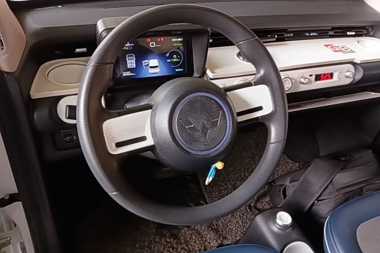 Used Wuling Hongguang MINIEV 2022 GAMEBOY 200km Gaming Edition with Lithium Iron Phosphate Steering Wheel