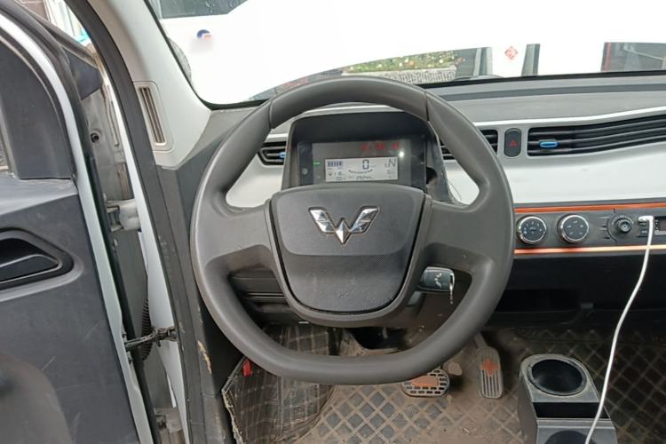 Used Wuling Hongguang MINIEV 2022 Easy Version Lithium-NMC Steering Wheel