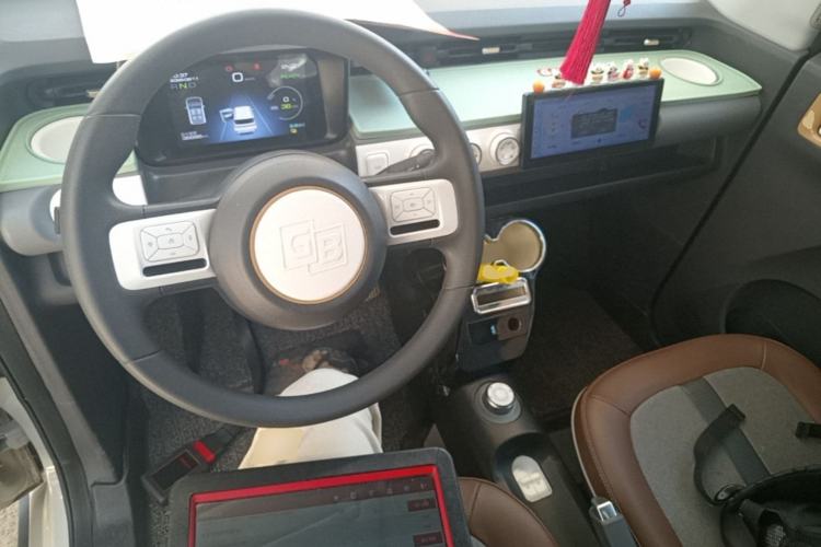Used Wuling Hongguang MINIEV 2022 GAMEBOY 200km Gaming Edition with Lithium Iron Phosphate Steering Wheel