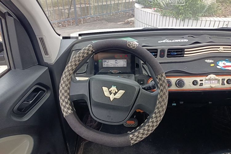 Used Wuling Hongguang MINIEV 2022 Easy Version Lithium Iron Phosphate Steering Wheel
